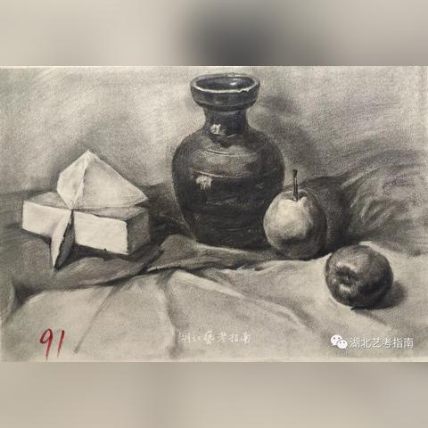 湖北的美术艺考生专业分只过联考线能报哪些学校？
