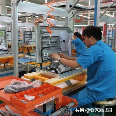 2020年河南一二三产业的比重？