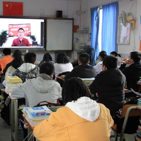 玩桂林的图片大全的相关长尾关键词有哪些
