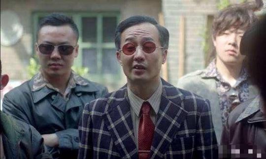 《父母爱情》里的他自称形象受限只能演配角，但现实中却是个领导