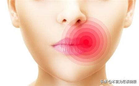 宝宝烂嘴角是上火了吗