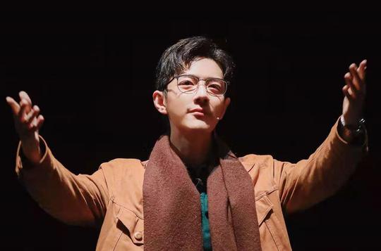 我还在哭，你已经笑了：肖战，虽经内卷懂得转身，你的人生不会输