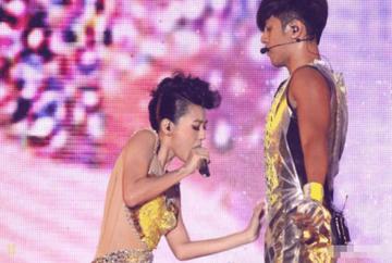 罗志祥电臀表情