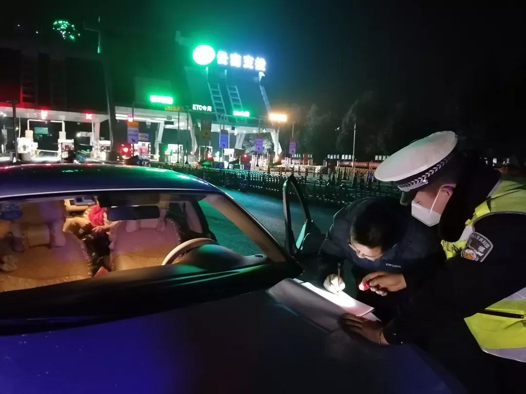 昆明最新疫情最新消息
 （昆明最新疫情最新消息今天）