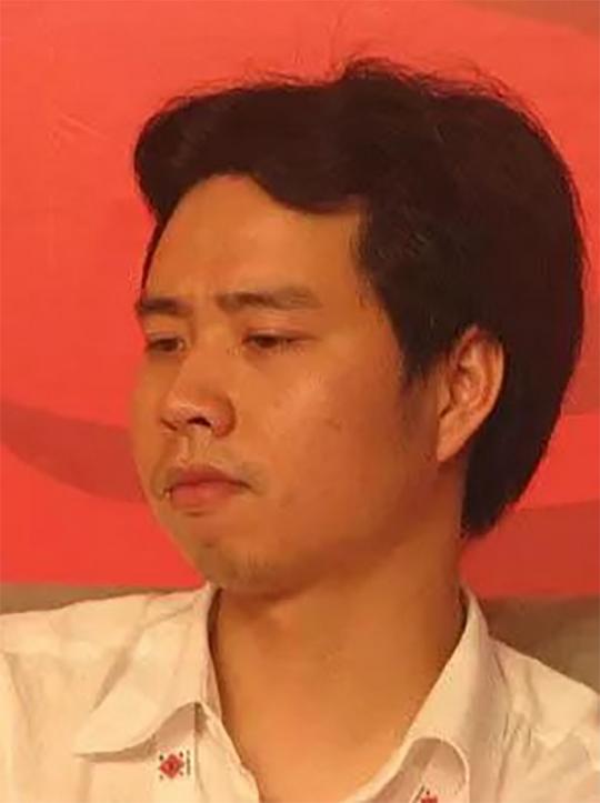 初中学历网管逆袭百亿身家?创业路上遇贵人,登顶国内第一游戏网站
