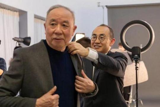 他称为中国第一倒爷，倒卖500车罐头赚1亿，出狱后有北京256套房