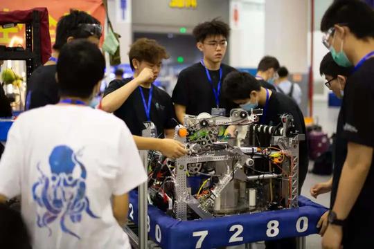 对话uwc校长：教育这么“卷”，我们如何唤醒学生的生命热情？