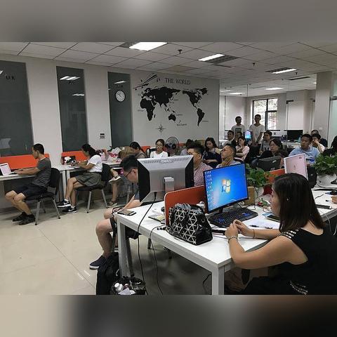 抖音线下跨境电商平台的相关长尾关键词有哪些