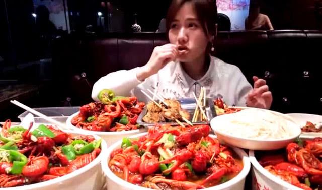 孩子担心自己胖催吐怎么办 孩子担心自己胖催吐怎么办