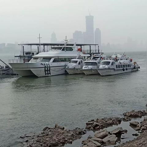 厦门轮渡环鼓海上游的相关长尾关键词有哪些