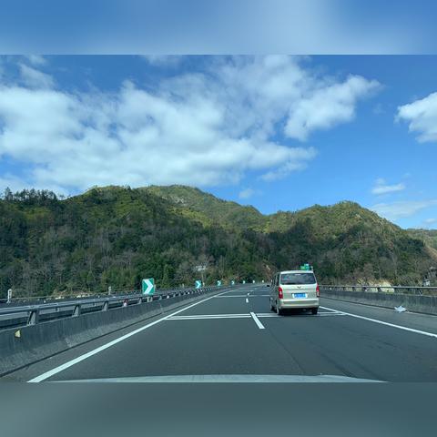 厦门市和佛山市哪个更好