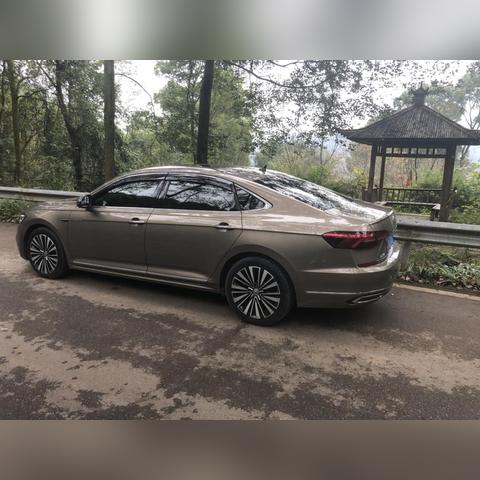 一汽-大众 2025 全年整车销量 158.7 万辆，业绩“双冠”领跑