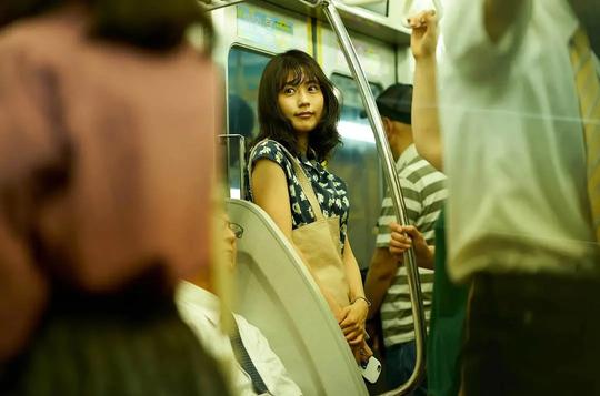 冷门佳片：花束般的恋爱花束みたいな恋をした(2021)