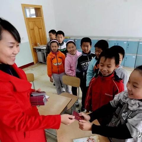 大连市工资水平的相关长尾关键词有哪些