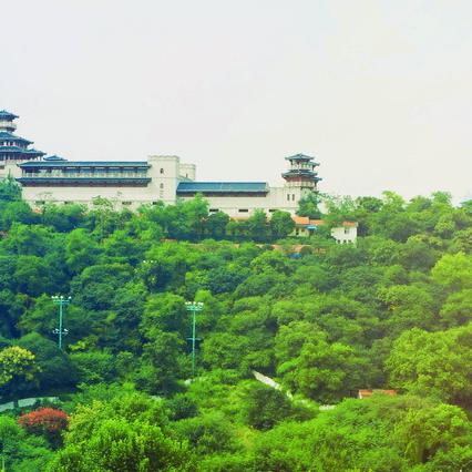 请问武汉最便宜的书籍批发在什么地方啊？