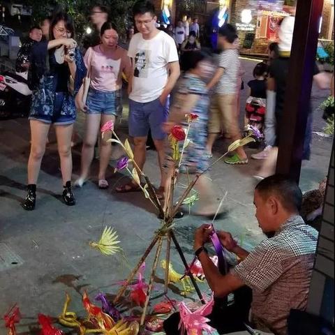 广东东莞市酒吧招聘的长尾关键词有什么
