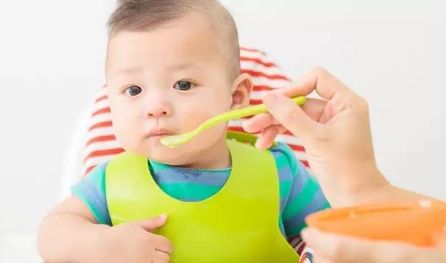 给宝宝制作辅食要注意什么