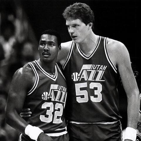 足球运动员球衣内紧身衣的长尾关键词有什么