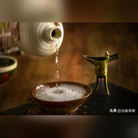 广东酱王国际控股有限公司股票群老shi反复推荐买酒送股权，直播间摇号中签后签协议，享股权激励并给股票兑换证明书真能靠谱吗？境外上市分红能兑现吗？