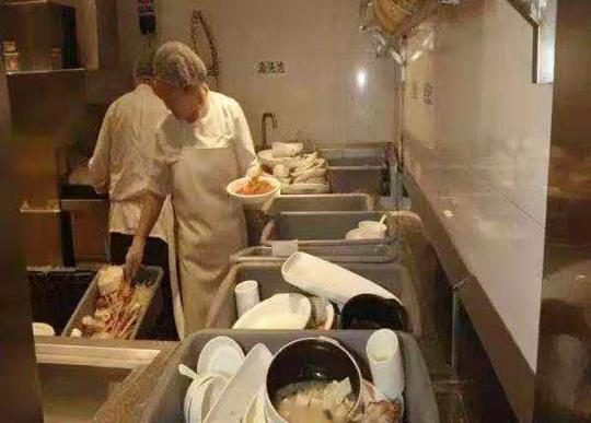 “创业，我要开家店，每天美食相伴”，餐饮人的血泪史