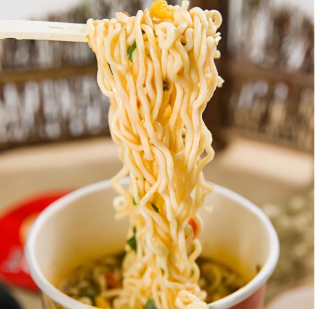 什么美食可以带去学校（想开小吃店去哪学手艺）