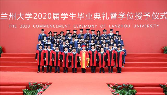 2020关于大学毕业的说说朋友圈句子
