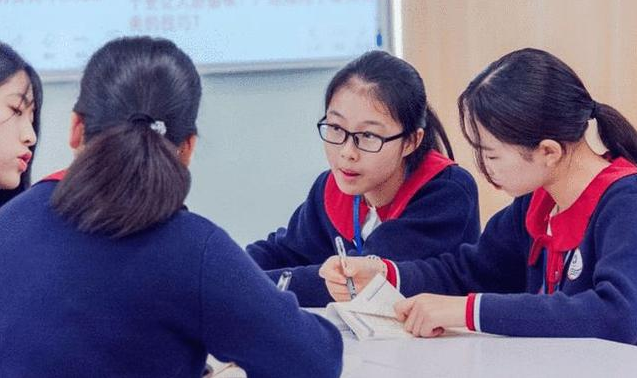 老师可以让家长批改作业吗?