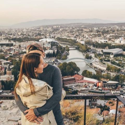 第比利斯天气穿什么