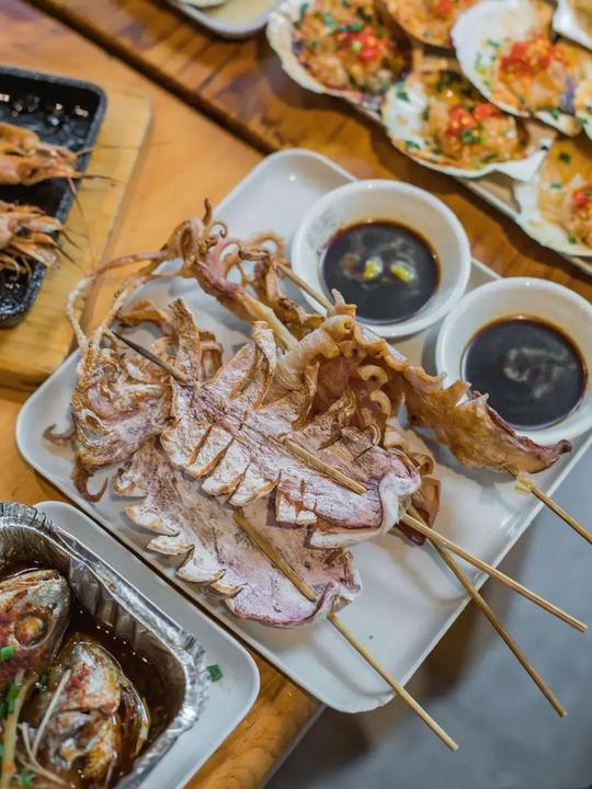 疫情之下，深圳餐饮生意一落千丈：为什么唯独这家店生意火爆？