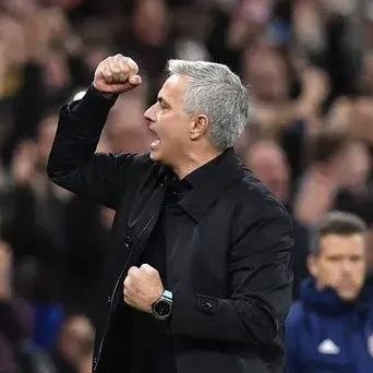 足球怎么防守训练视频