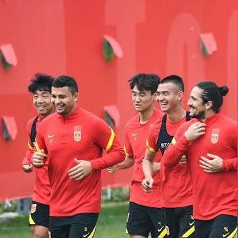 足球的全拼音怎么写