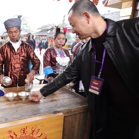 桂林四星游船吃饭相关长尾关键词有哪些