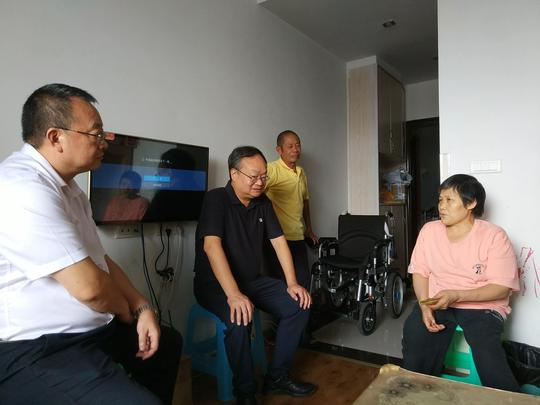 重庆市残联来涪陵调研残疾人就业创业工作