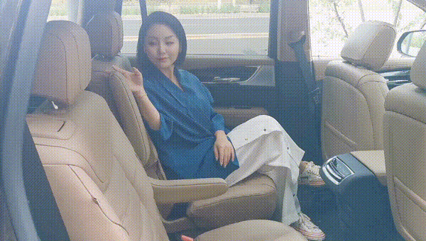 xt6和二胎家庭搭配怎么样？创业女司机眼中的全能suv！