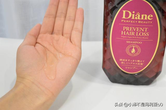 该闻过香水的前中后调后再选购吗