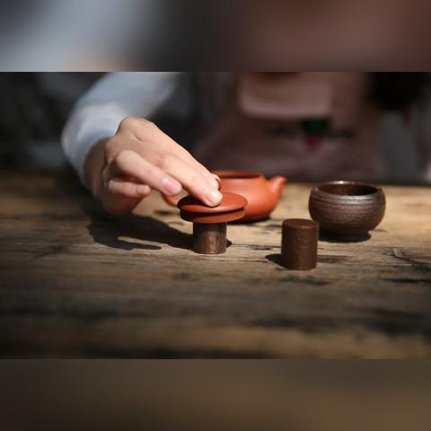 福建的紫砂壶什么材质？