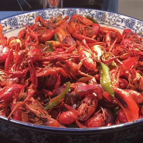 在广州坐飞机去加拿大需要多久？