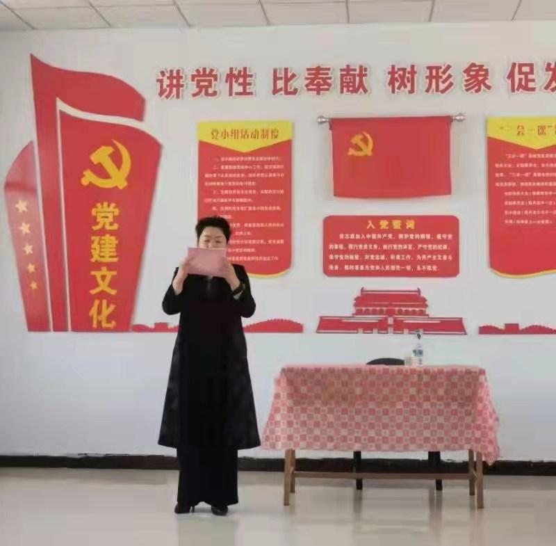 学校路灯多少米一个大学电费多少一度