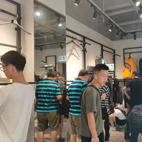 厦门商场卖鞋子的相关长尾关键词有哪些