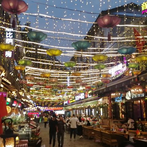 桂林阳朔西街总经理相关长尾关键词有哪些