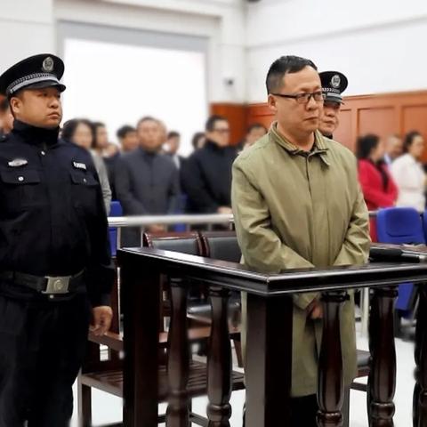 哈尔滨社区主任照片图片相关长尾关键词有哪些