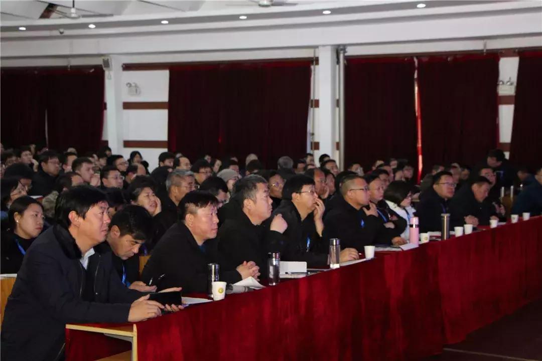 衡水中学排行榜前十名：卓越教育的典范与实力派的领跑者