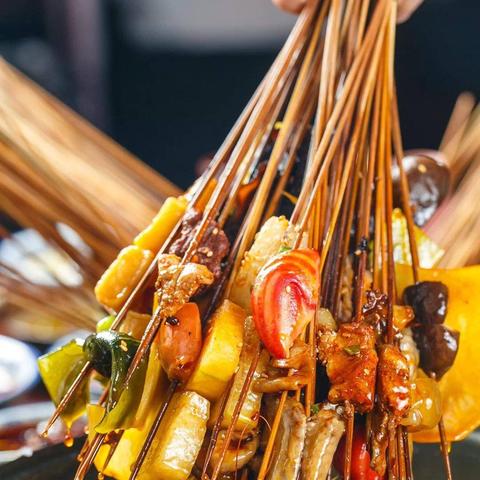 地道成都市井串串火锅的长尾关键词有哪些