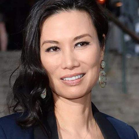 邓文迪出生在济南哪里？