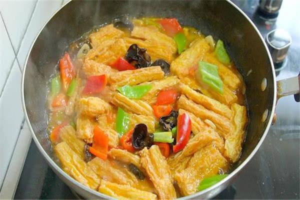 美食达人注意什么安全（怎么把素炒油麦菜做得很饭馆一样好吃）