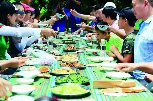 琼中的这位女青年，是如何为村民探索“赚钱”新路子的？