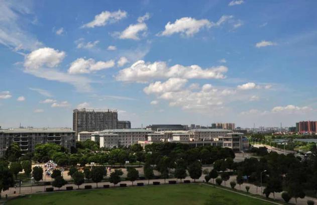 有关湖北中医药大学的图片, 第5张图片