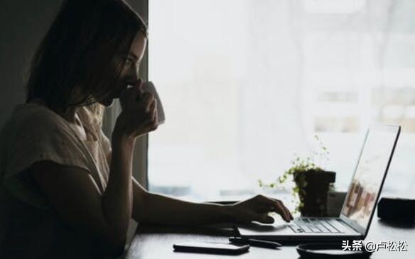 做什么个人网站最赚钱做网站赚钱吗