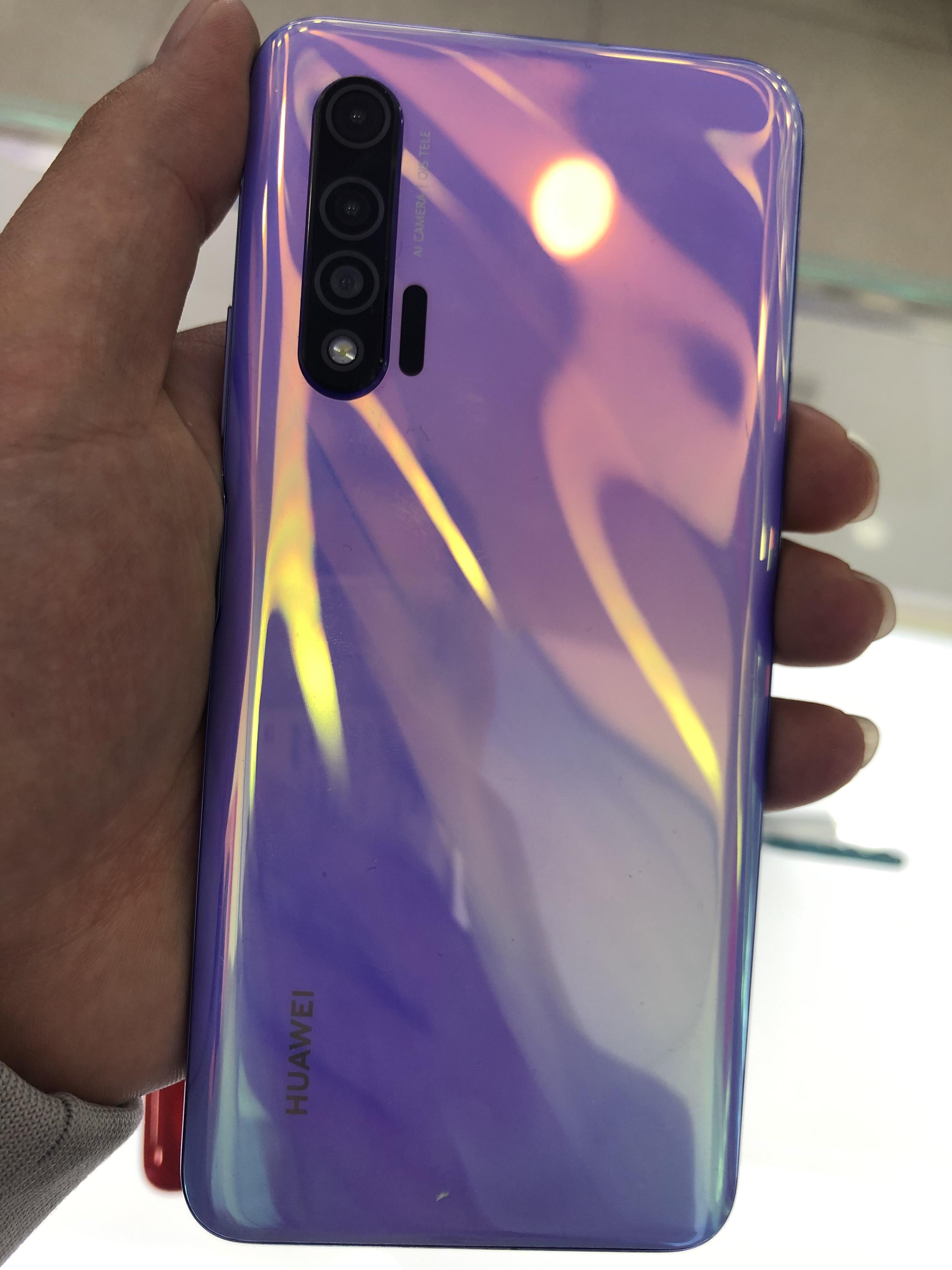 华为3000左右的手机哪款好价钱在两千到两千五之间