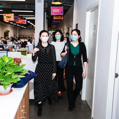 跨境电商运营助理的日常的相关长尾关键词有哪些